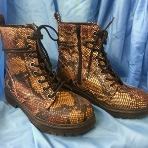 SO Brand faux snakeskin zip up Boots